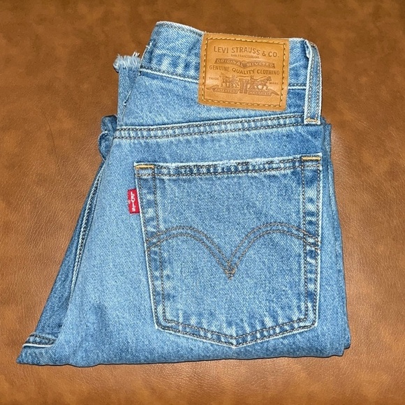 Levi’s Premium Denim Wedgie High Rise 24 - Picture 3 of 16